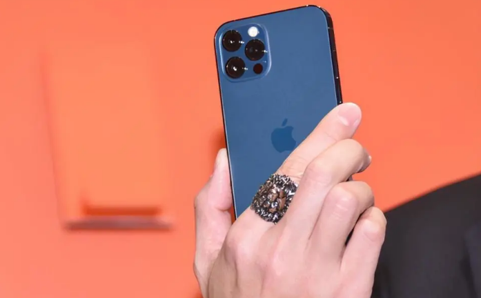 梁平苹果手机维修分享iPhone12系列重启方法教程 